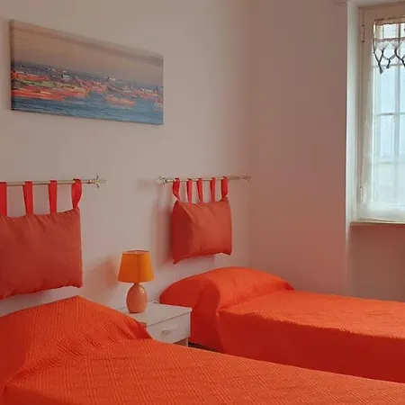 La Con Terrazza Sul Mare Di Paf Nyaraló